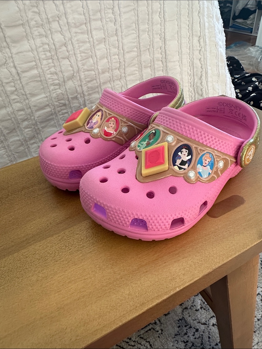 Crocs toddler girls Disney Princess light up clogs